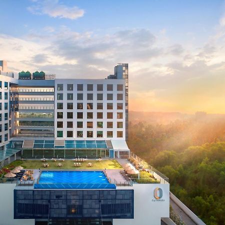 O By Tamara, Trivandrum Тривандрум Экстерьер фото The hotel's rooftop pool